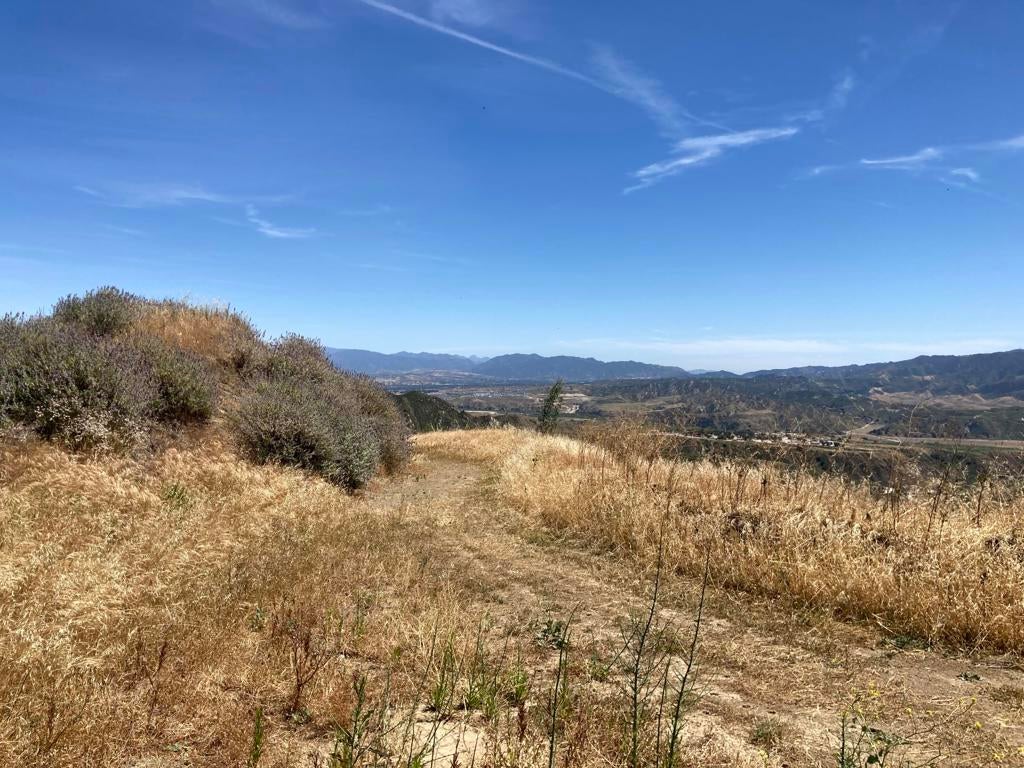 7003 Loma Verde Mountainway