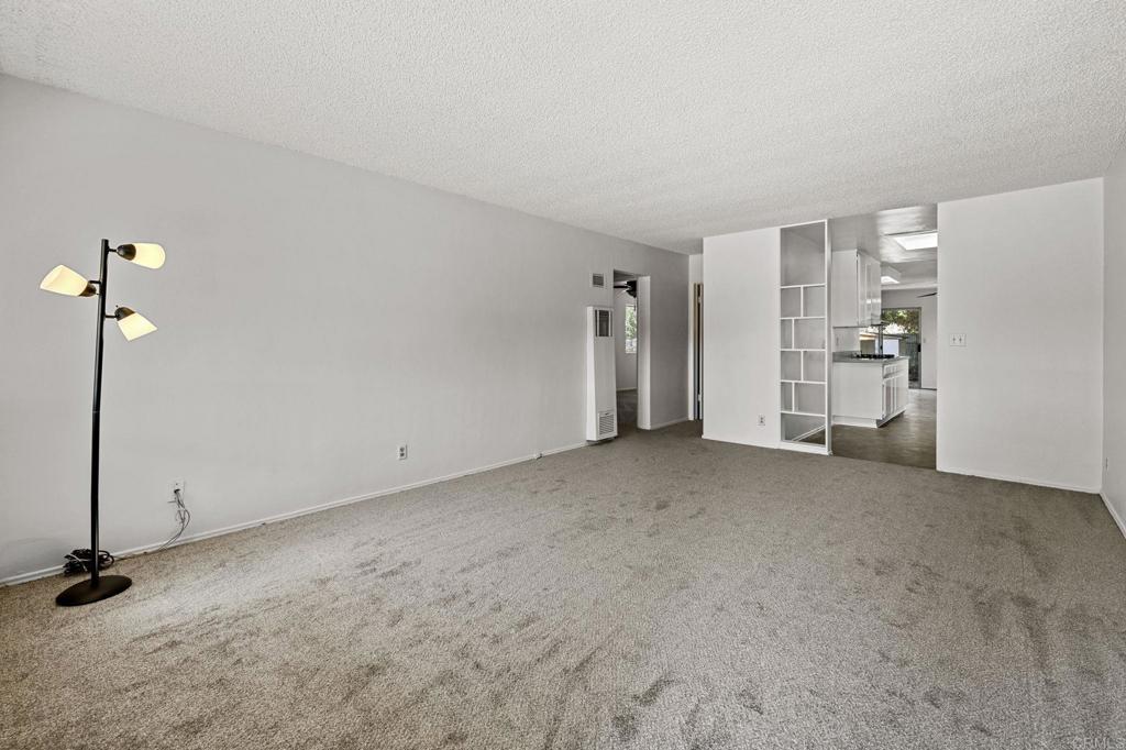 8122 8124 Lincoln Street