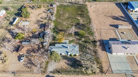 9047 10th Hesperia CA 92345