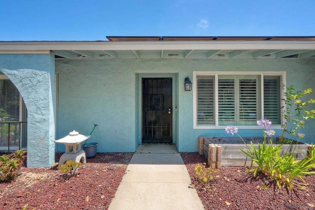 3597 Pear Blossom Drive Dr, Oceanside CA 92057