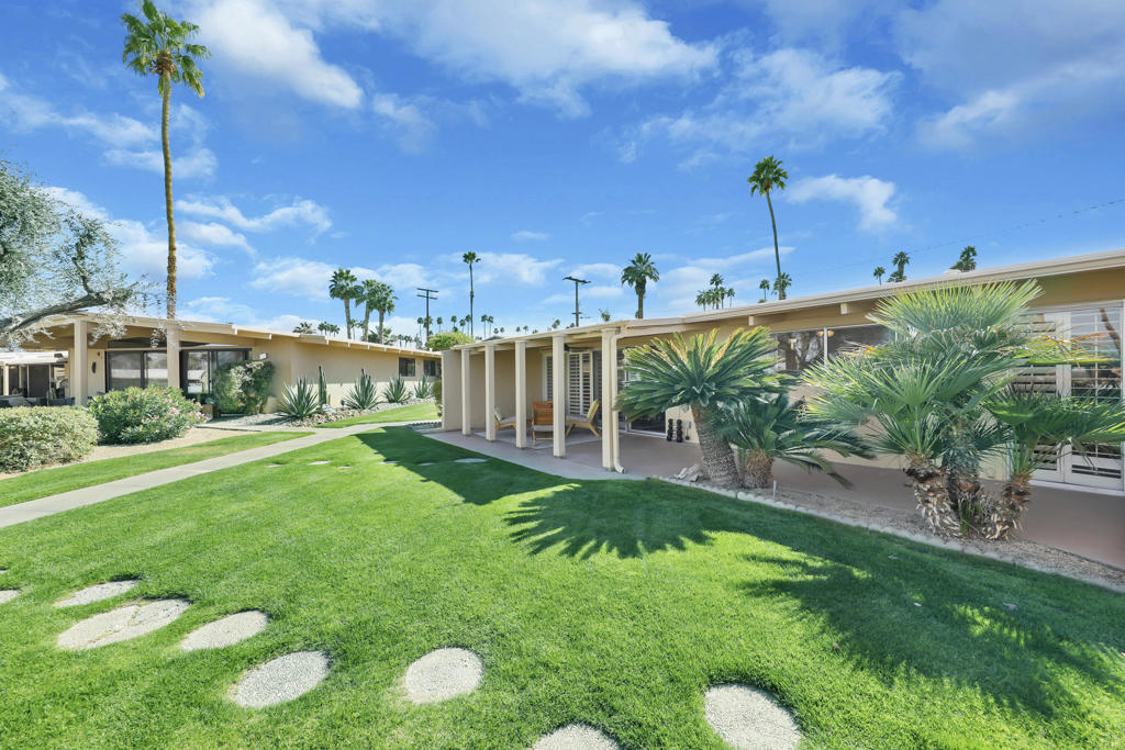 Sand & Shadows - Residential