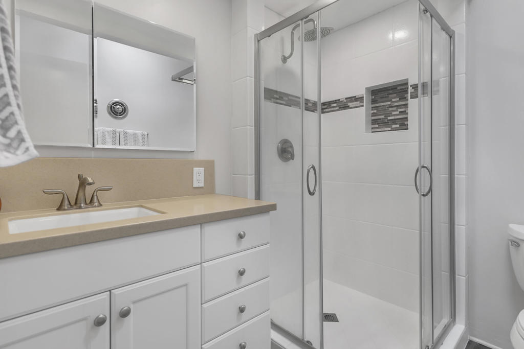 Sand & Shadows - Residential