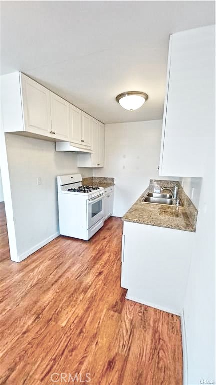 CUSTOM - Residential Lease