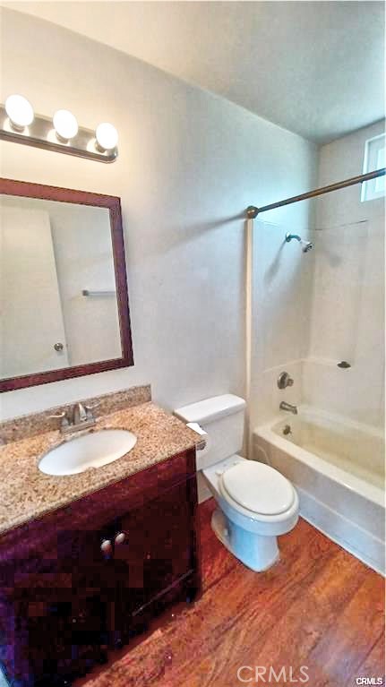 CUSTOM - Residential Lease