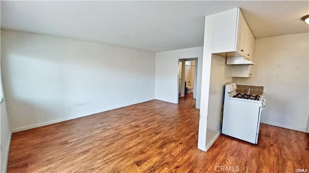 CUSTOM - Residential Lease