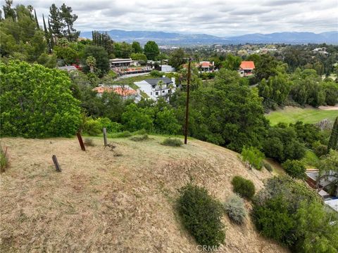 Photo of 21460 Arcos Drive, Woodland Hills, CA 91364 (MLS # CV25094497) Photo of 21460 Arcos Drive, Woodland Hills, CA 91364 (MLS # CV25094497)