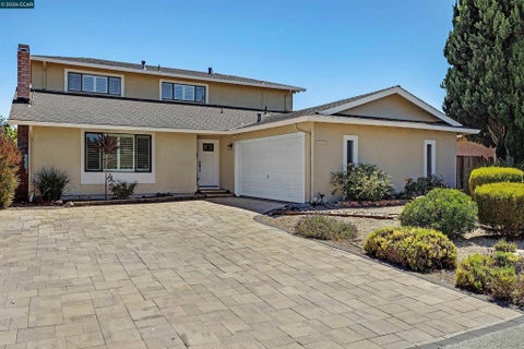 Photo of 864 Kizer St, Milpitas, CA 95035 (MLS # 41136821)