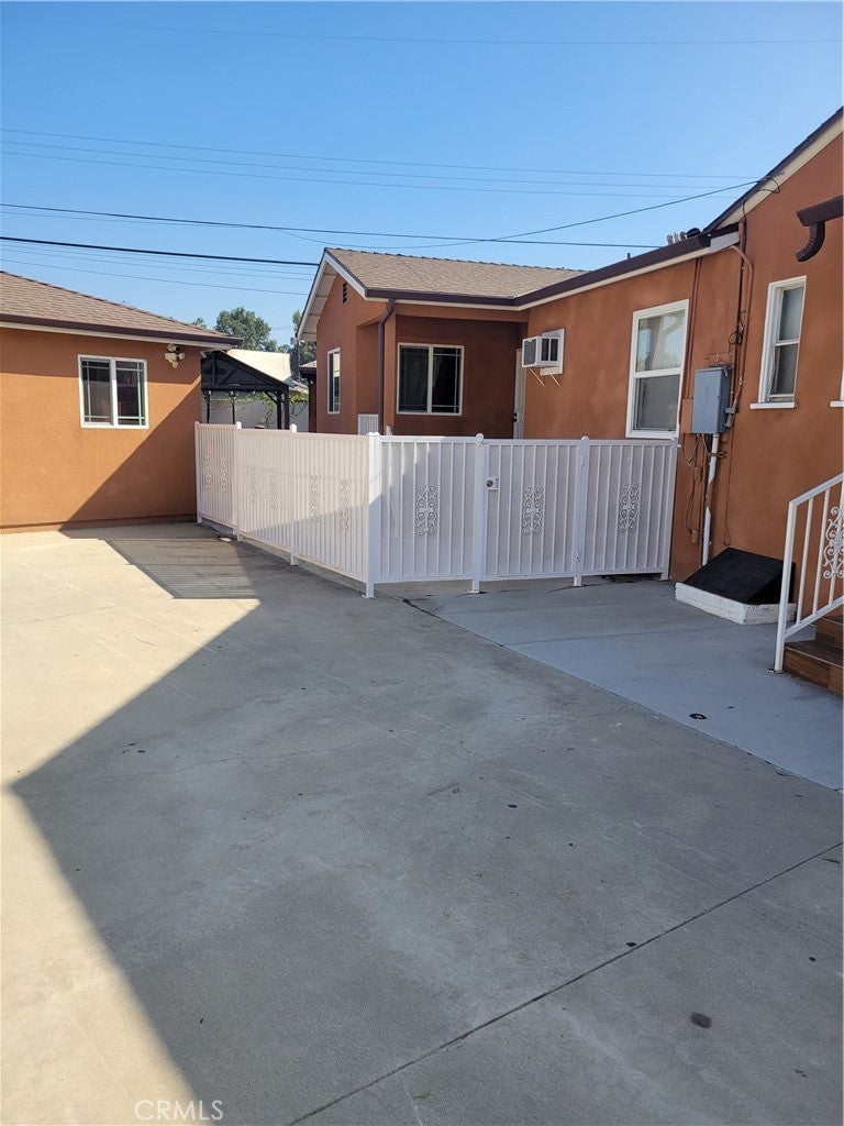 10503 Oberon Street
