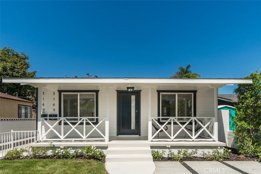 3149 Garden Avenue, Los Angeles CA 90039