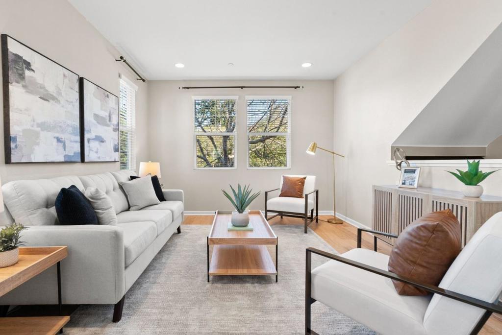 237 Bluebonnet Lane 101