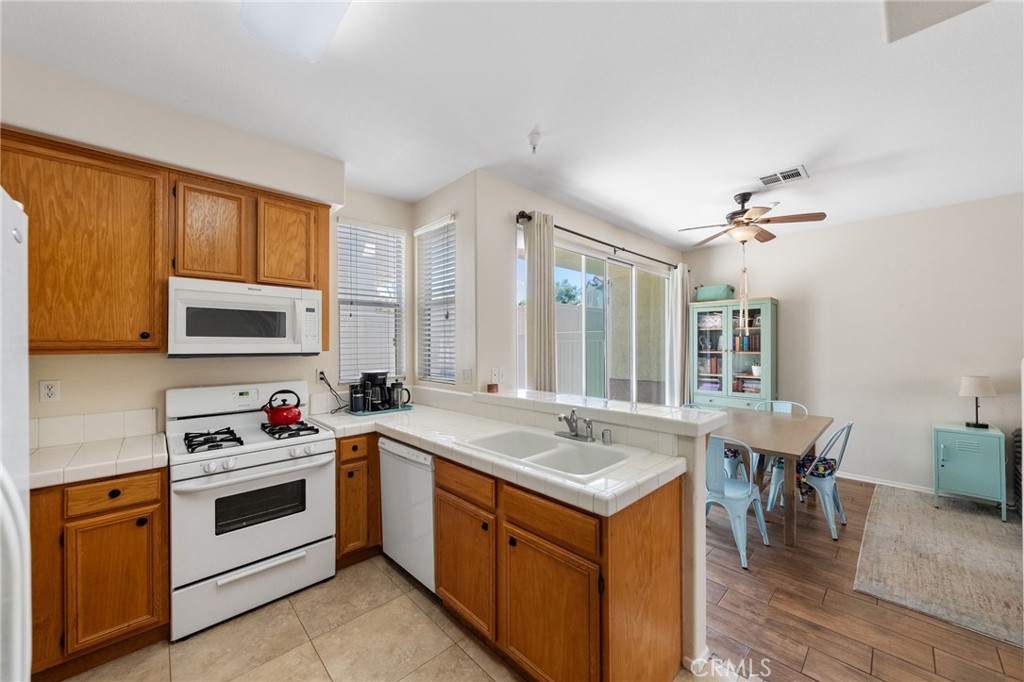 39224 Anchor Bay C