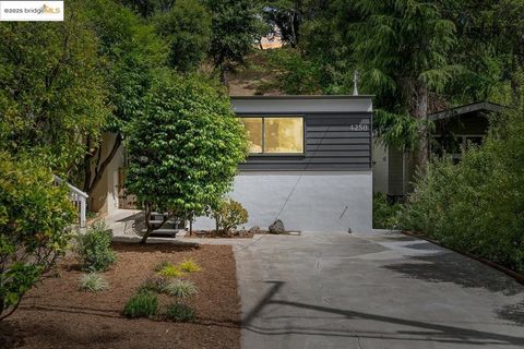 Photo of 4258 Maple Ave Ave, Oakland, CA 94602 (MLS # 41115894) Photo of 4258 Maple Ave Ave, Oakland, CA 94602 (MLS # 41115894)