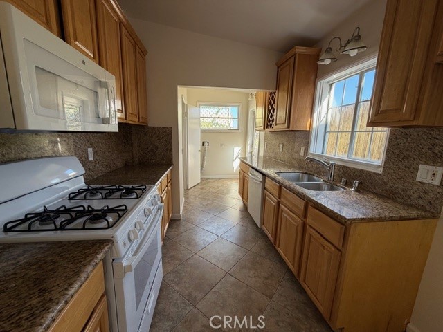 Palisades (PS) - Residential Lease