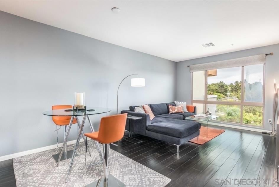 3857 Pell Place 212