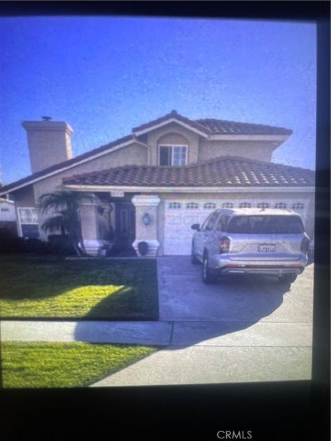 Photo of 824 Beal Court, Redlands, CA 92374 (MLS # IG26031059)