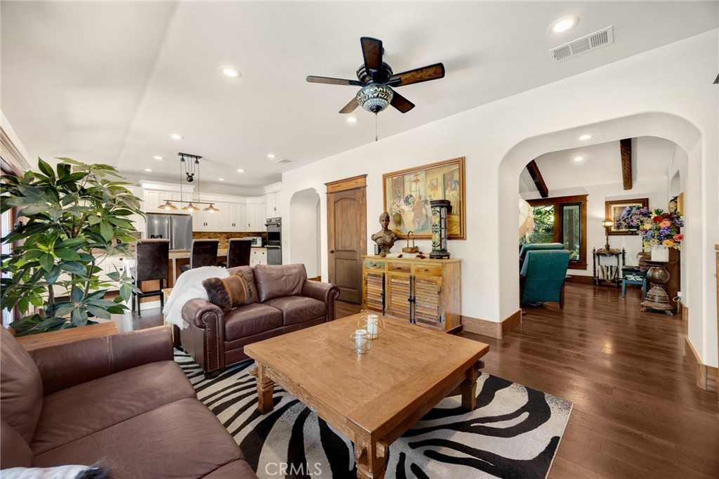 Santiago Ranchos (SANR) - Residential Income