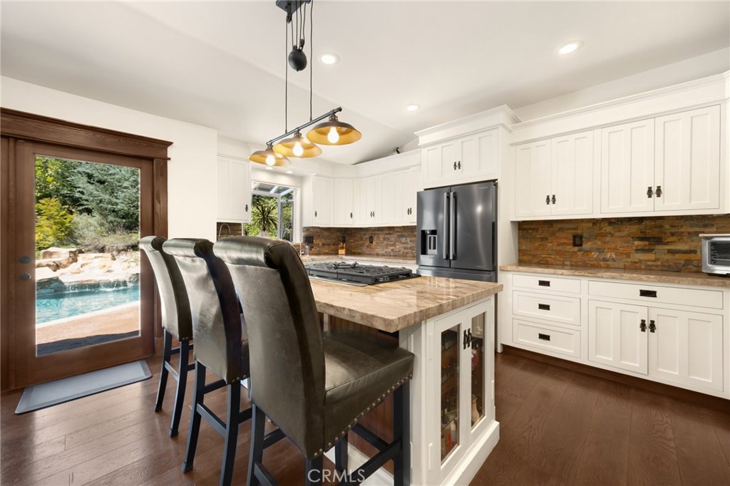 Santiago Ranchos (SANR) - Residential Income