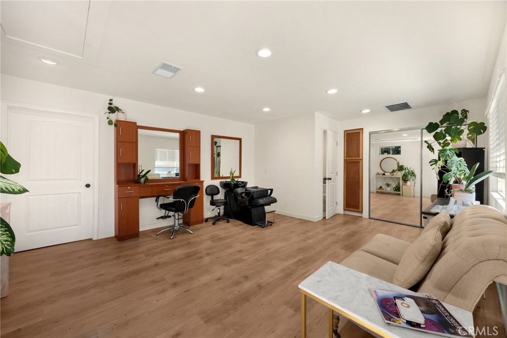 Santiago Ranchos (SANR) - Residential Income