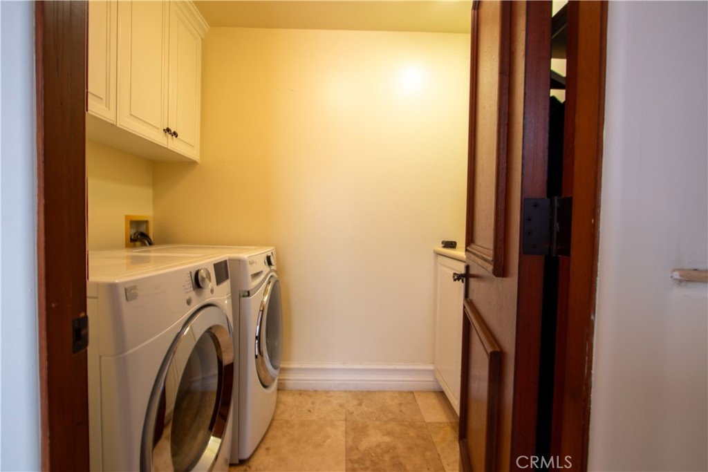 Corona del Mar South of PCH (CDMS) - Residential