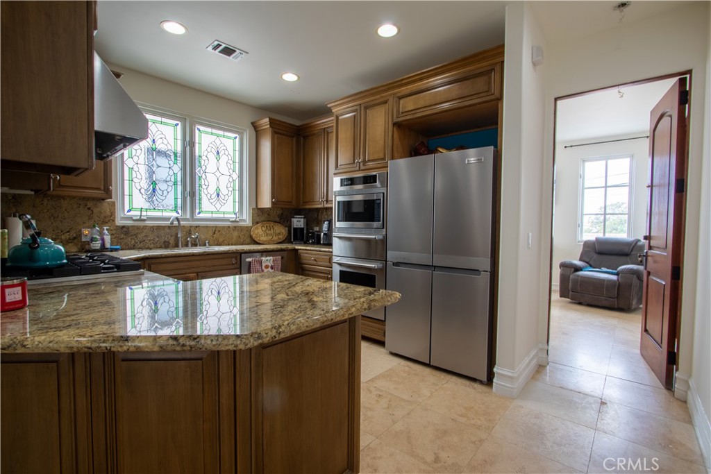 Corona del Mar South of PCH (CDMS) - Residential
