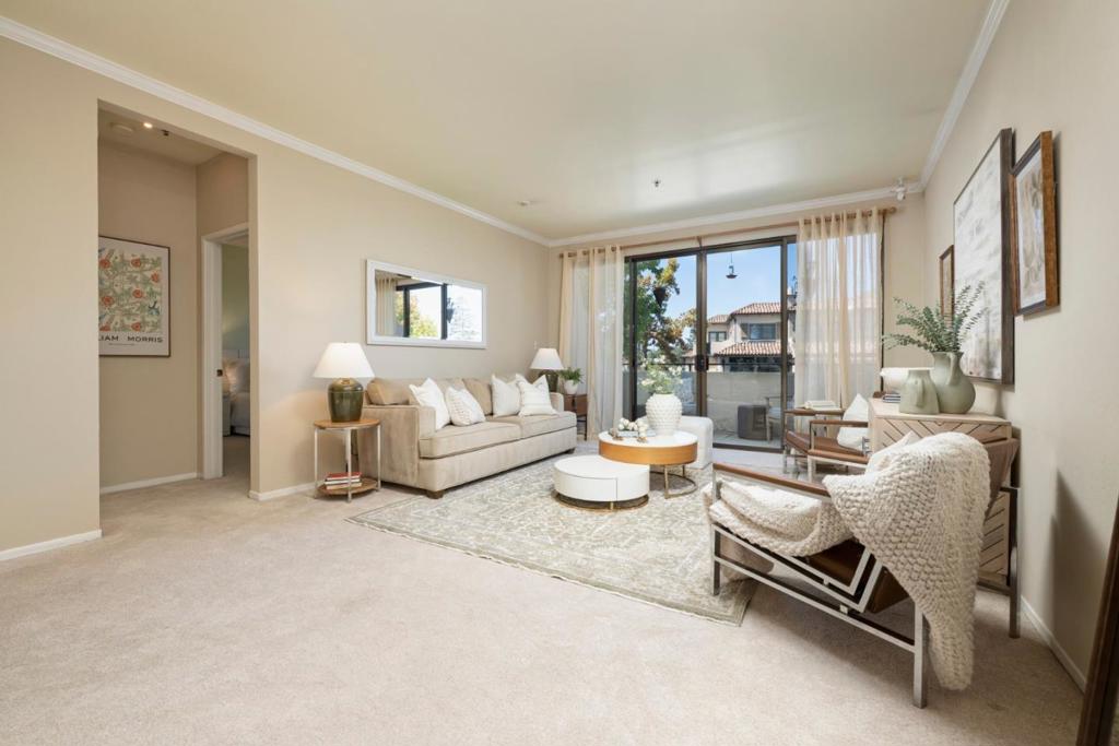1515 Floribunda Avenue 304