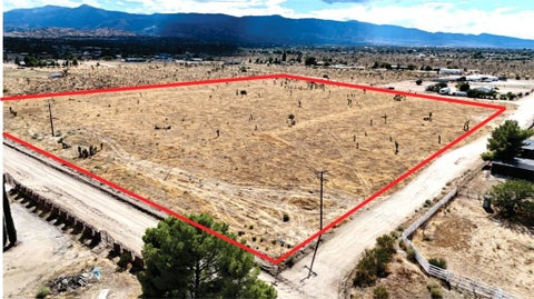 Photo of 0 Valle Vista, Phelan, CA 92329 (MLS # HD26175872)