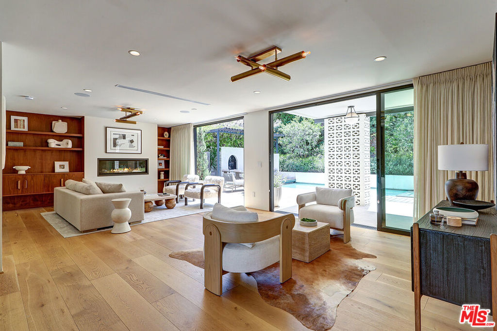 8674 Edwin Drive