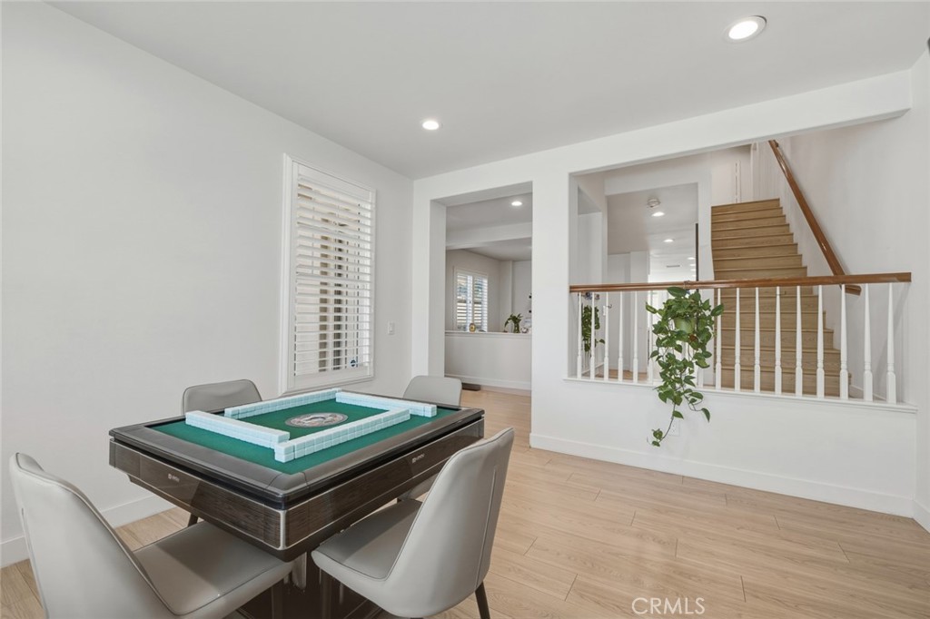 1018 N Smiderle Loop