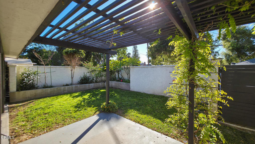 240 N Padre Juan Avenue