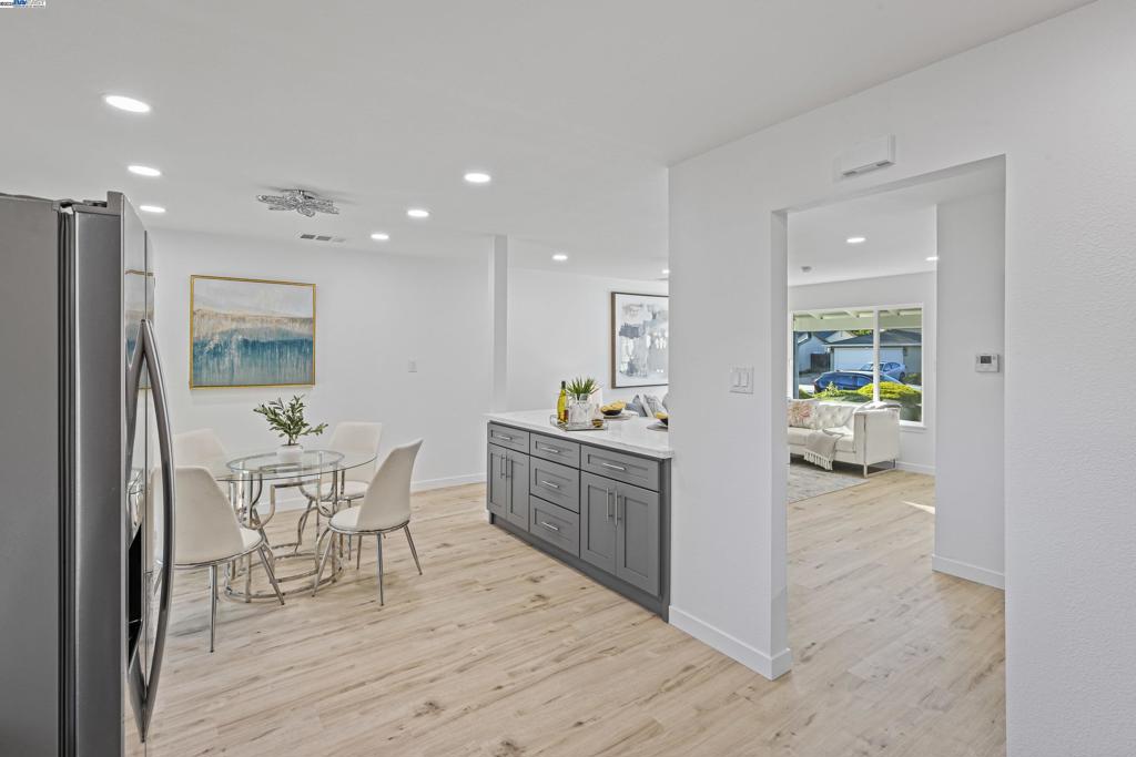 SUNDALE - Residential