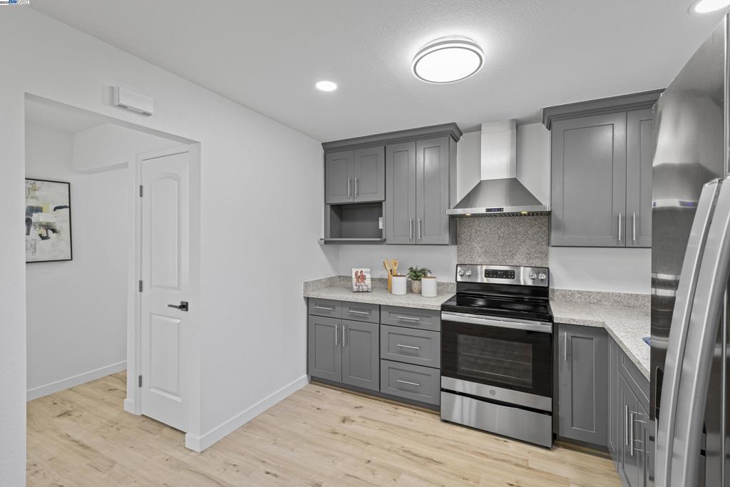 SUNDALE - Residential