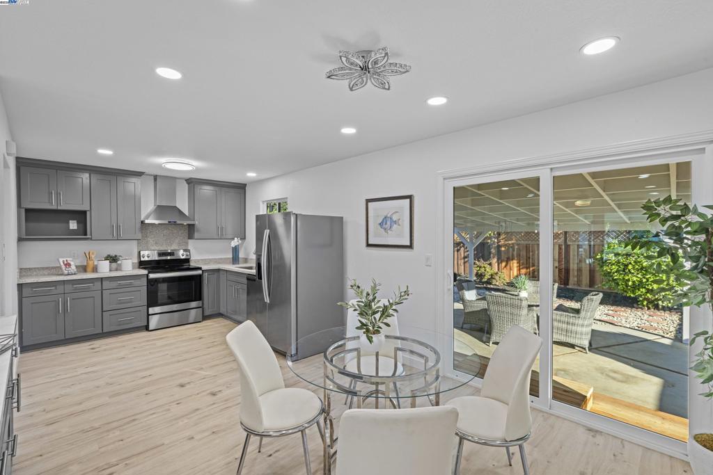 SUNDALE - Residential