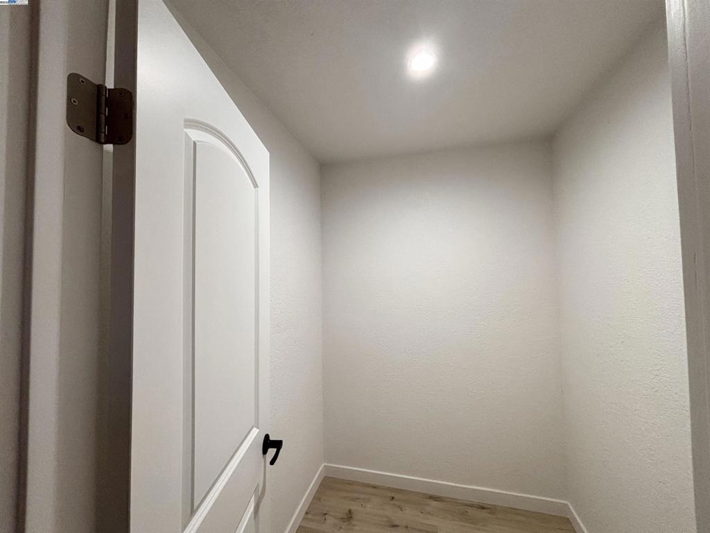 SUNDALE - Residential