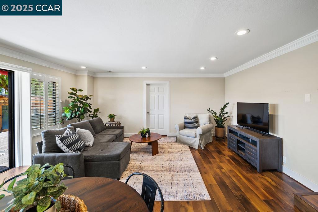 RUDGEAR - Residential