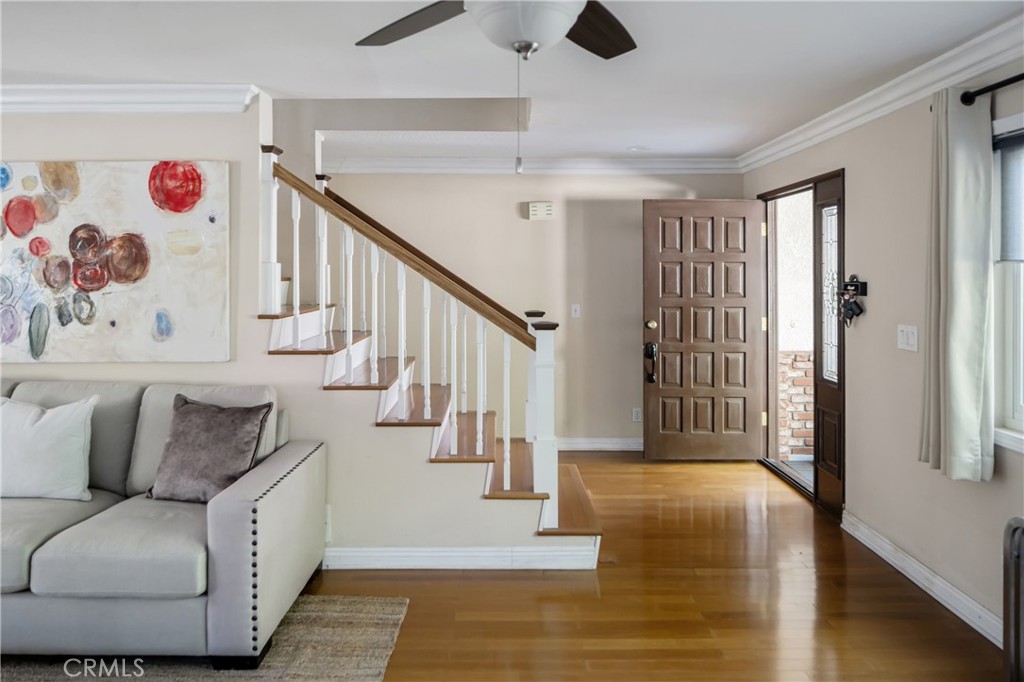 5150 La Crescenta Ave