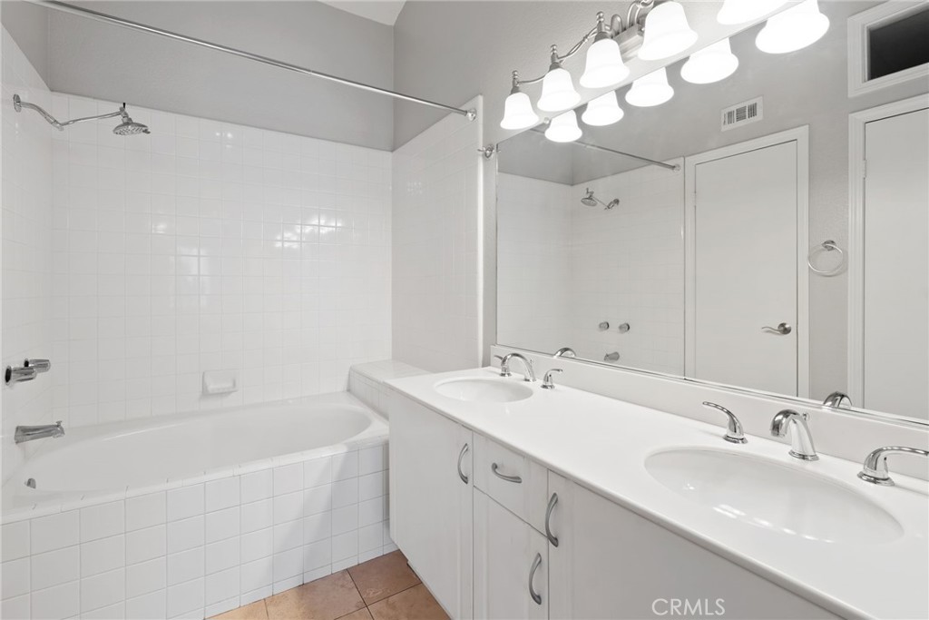 Seacliff Court - Audubon (ACL) - Residential Lease