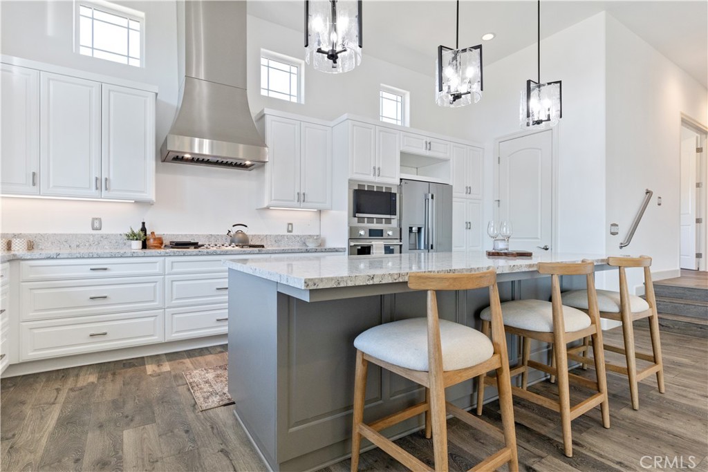 The Estates at River Oaks - Residential