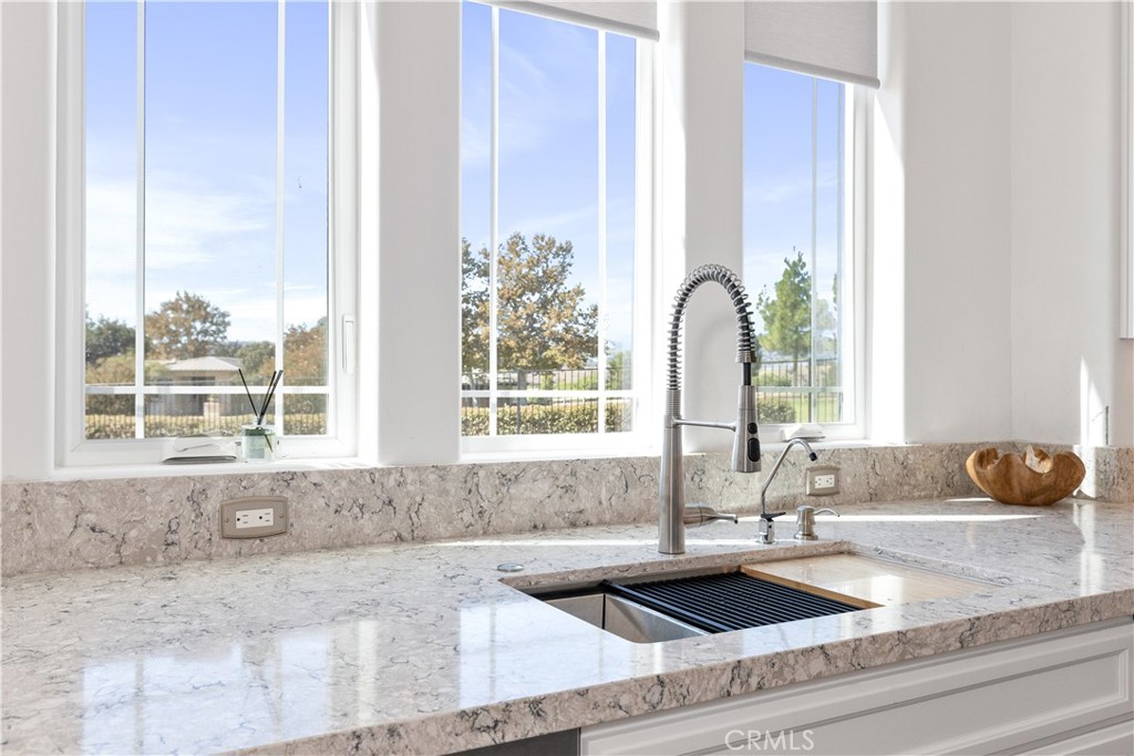 The Estates at River Oaks - Residential