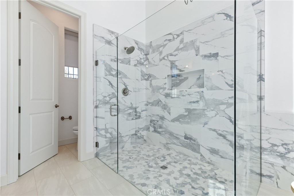 The Estates at River Oaks - Residential