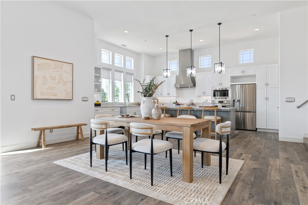 The Estates at River Oaks - Residential