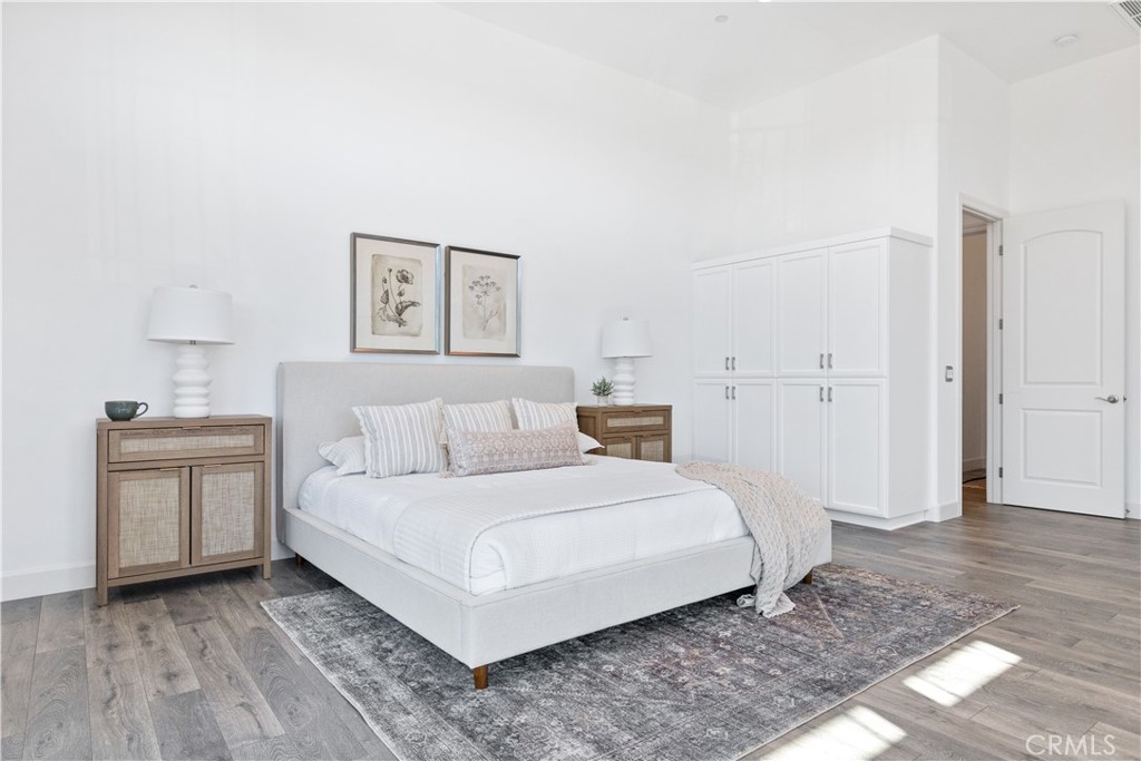 The Estates at River Oaks - Residential