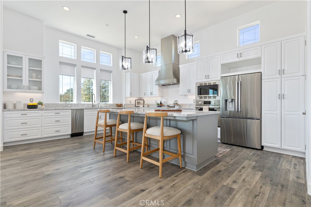 The Estates at River Oaks - Residential