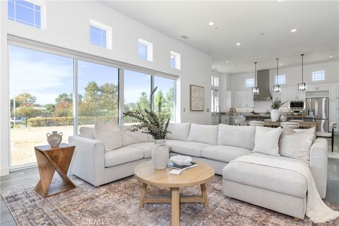 699 Waterford Court Paso Robles CA 93446