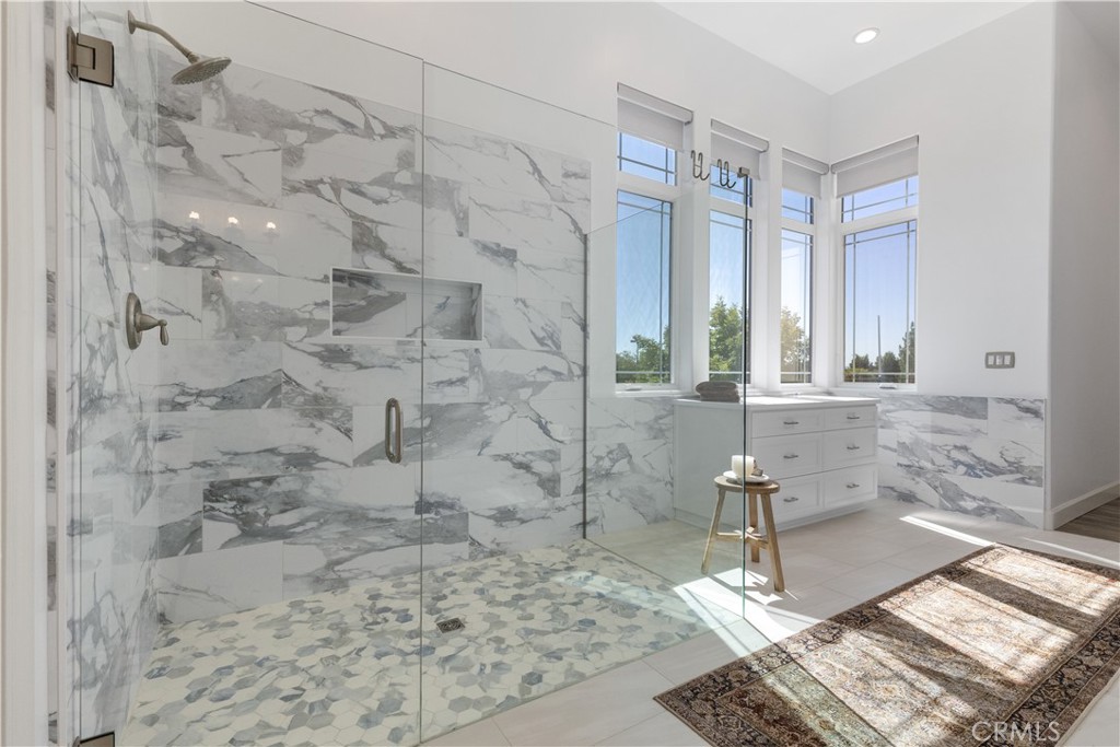 The Estates at River Oaks - Residential