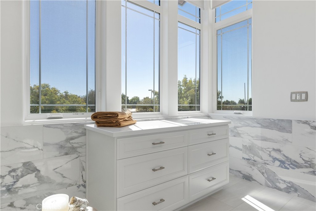 The Estates at River Oaks - Residential