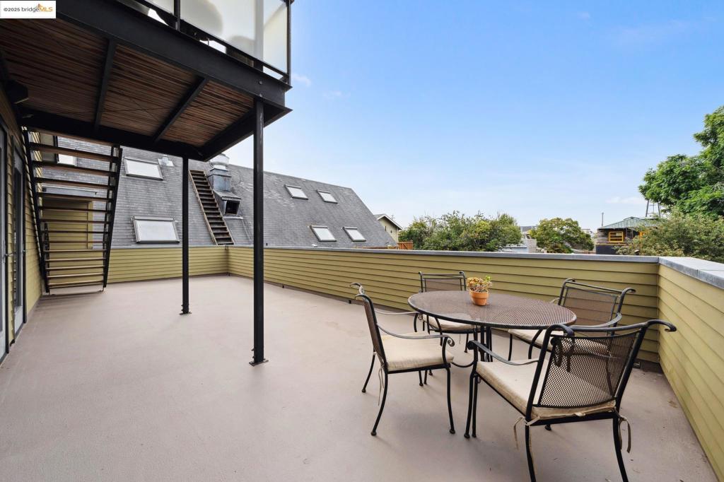 WEST BERKELEY - Residential