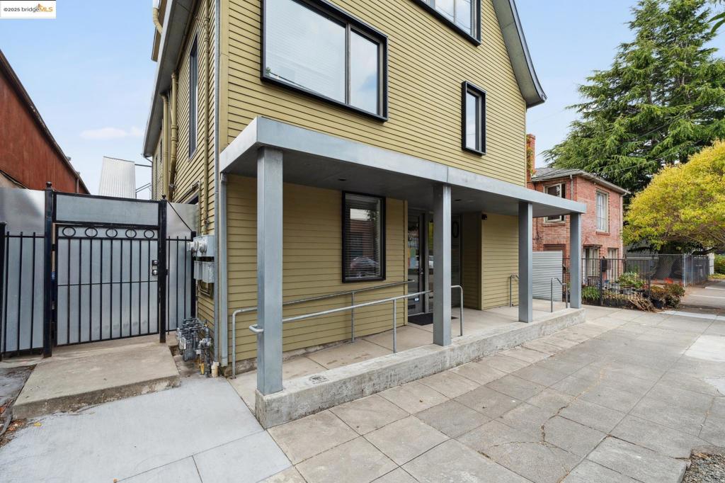 WEST BERKELEY - Residential