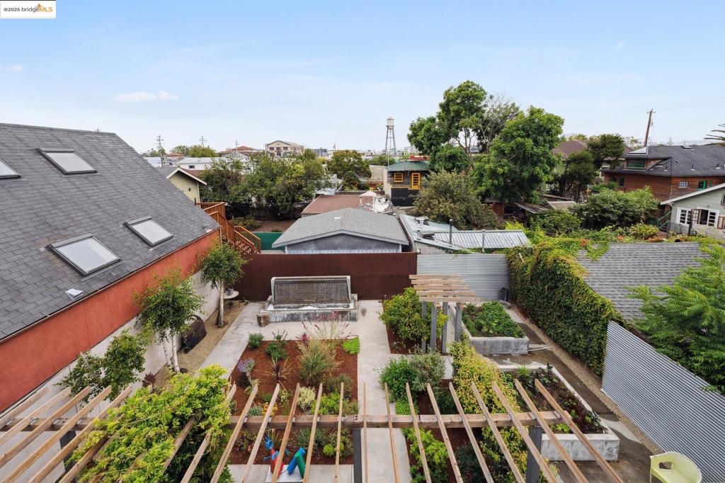 WEST BERKELEY - Residential