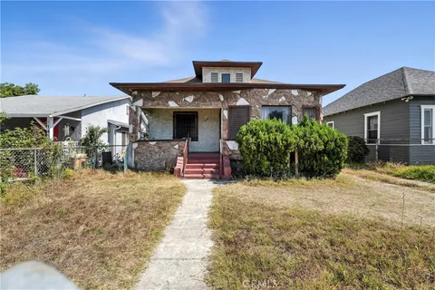 1459 E 43rd Street, Los Angeles, CA 90011 - MLS#: DW25163381