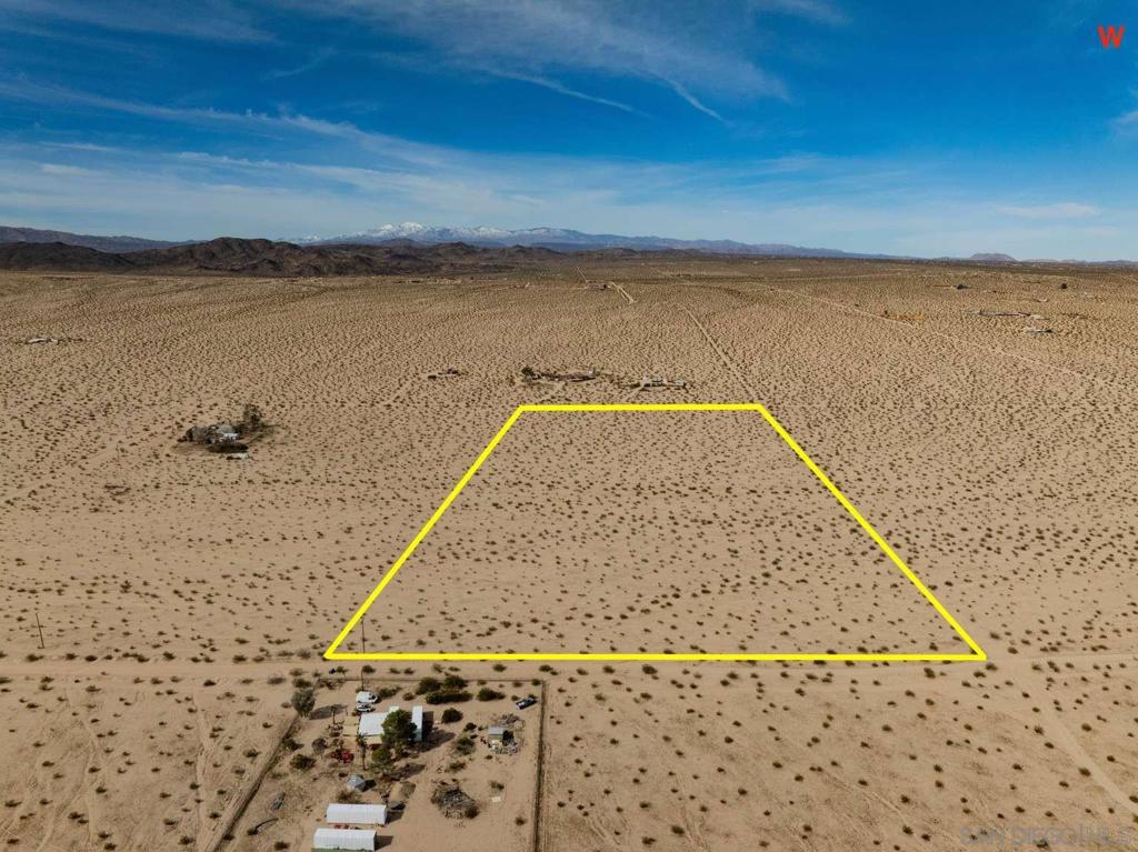0 Desert View RD
